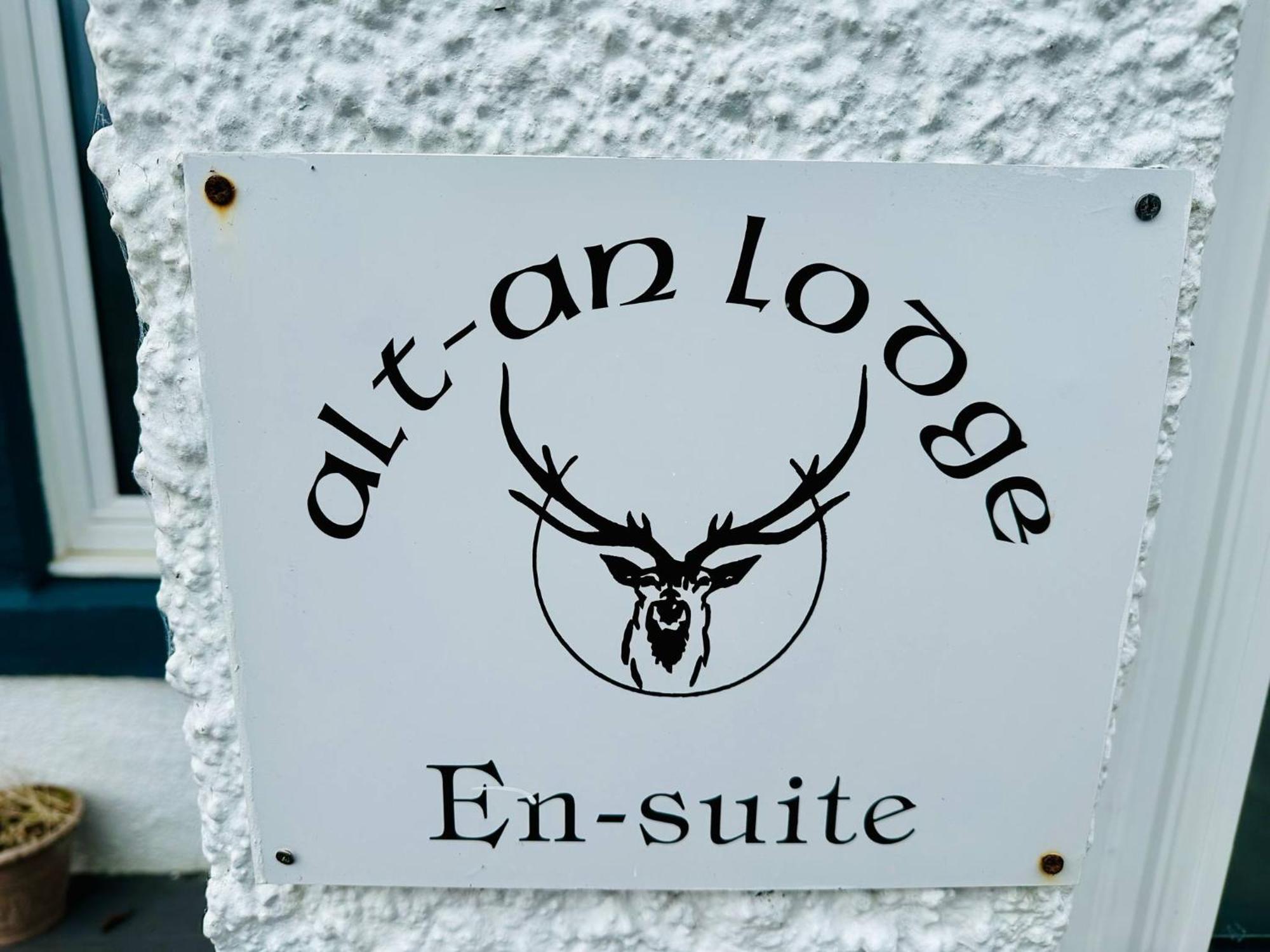 Alt-An Lodge Retreat & Lodge En-Suite Room Fort William Exterior photo